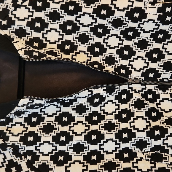 Iris Los Angeles Black White Geoprint Bomber Jacket     Size M - Picture 2 of 10